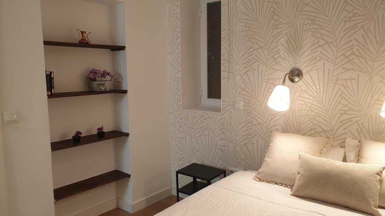 Azabache Apartment *